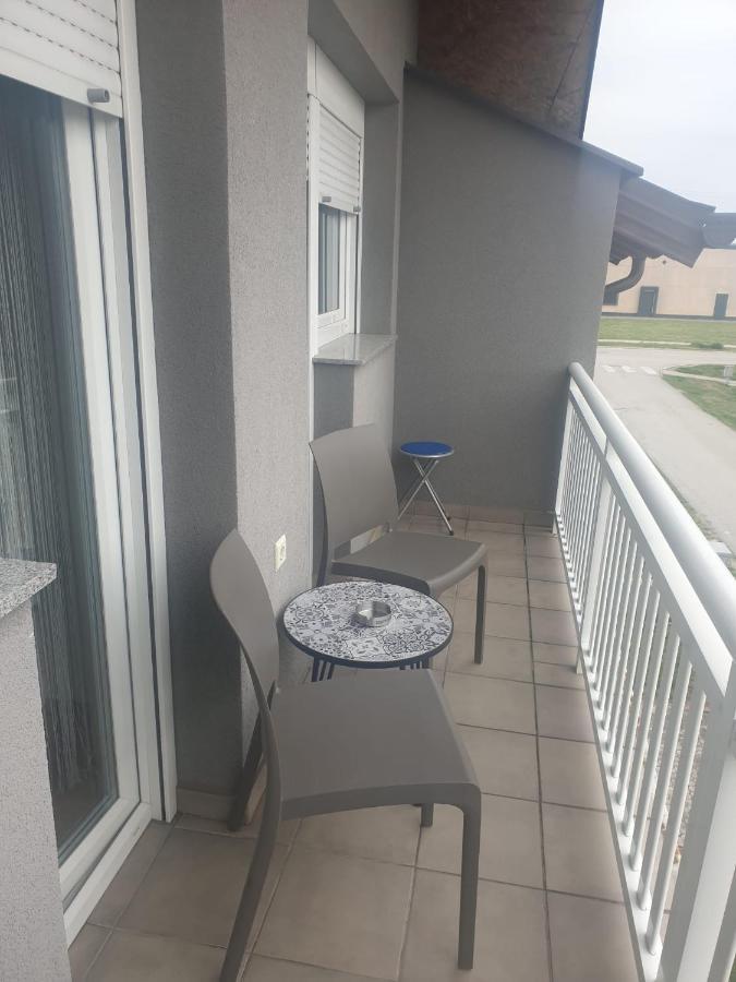 Apartman Sofia 茹帕尼亚 外观 照片