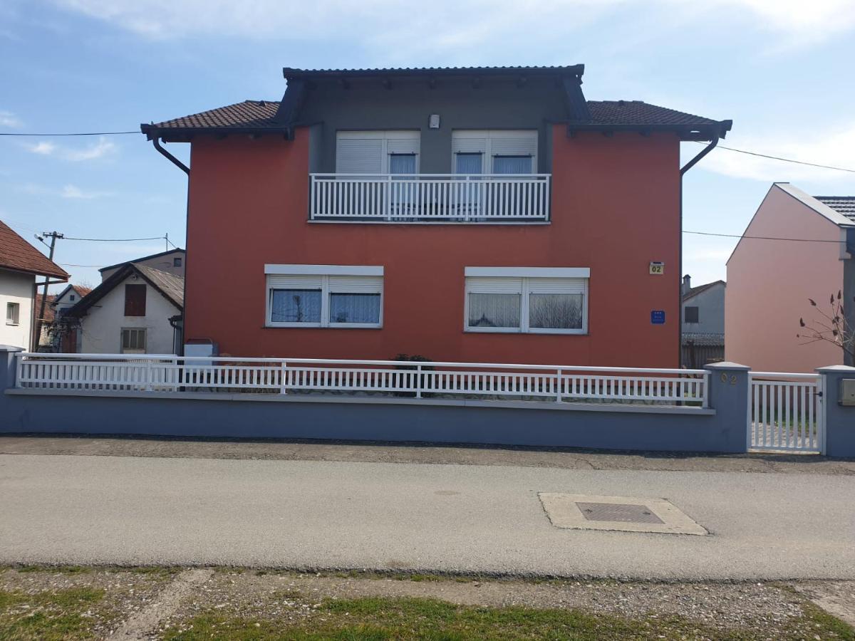 Apartman Sofia 茹帕尼亚 外观 照片