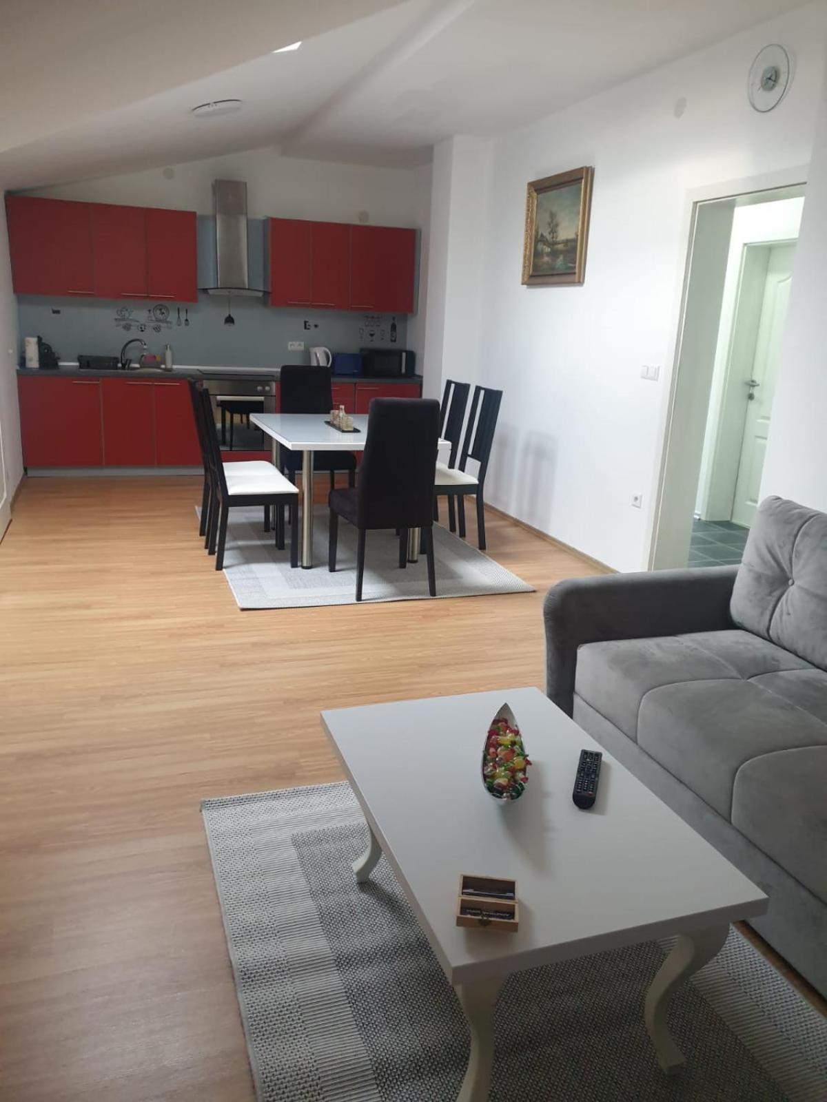 Apartman Sofia 茹帕尼亚 外观 照片