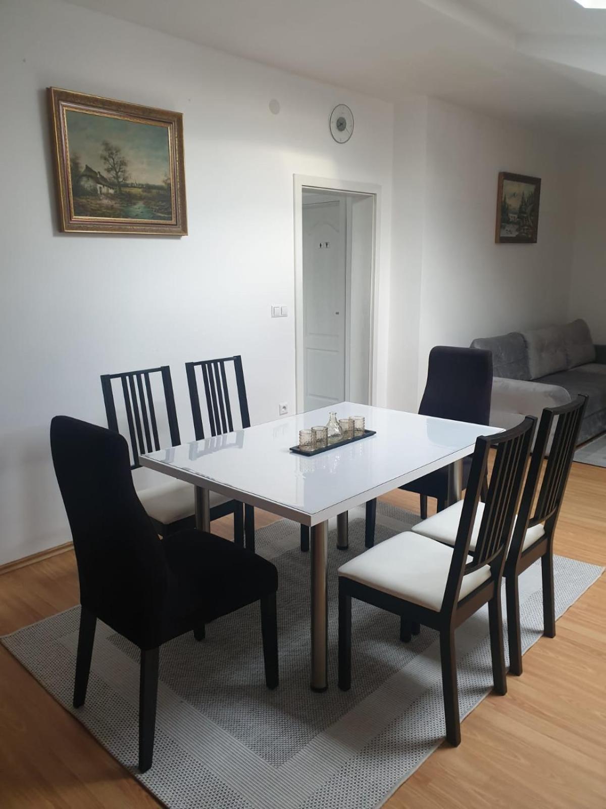 Apartman Sofia 茹帕尼亚 外观 照片
